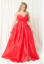 Load image into Gallery viewer, New Red Sweetheart Gown
